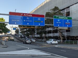Sydney airport transport to city